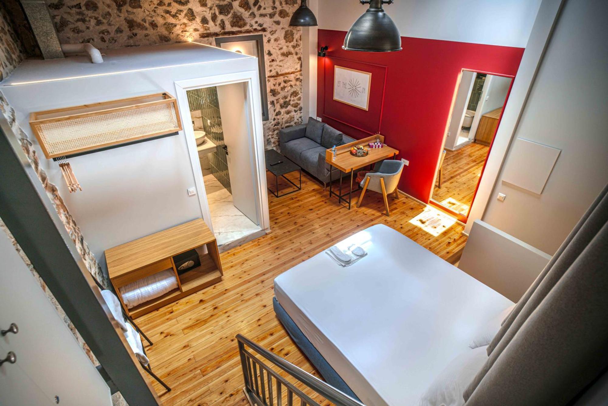 Belle Athenes - Luxury Rooms At Monastiraki Railway Station Екстер'єр фото