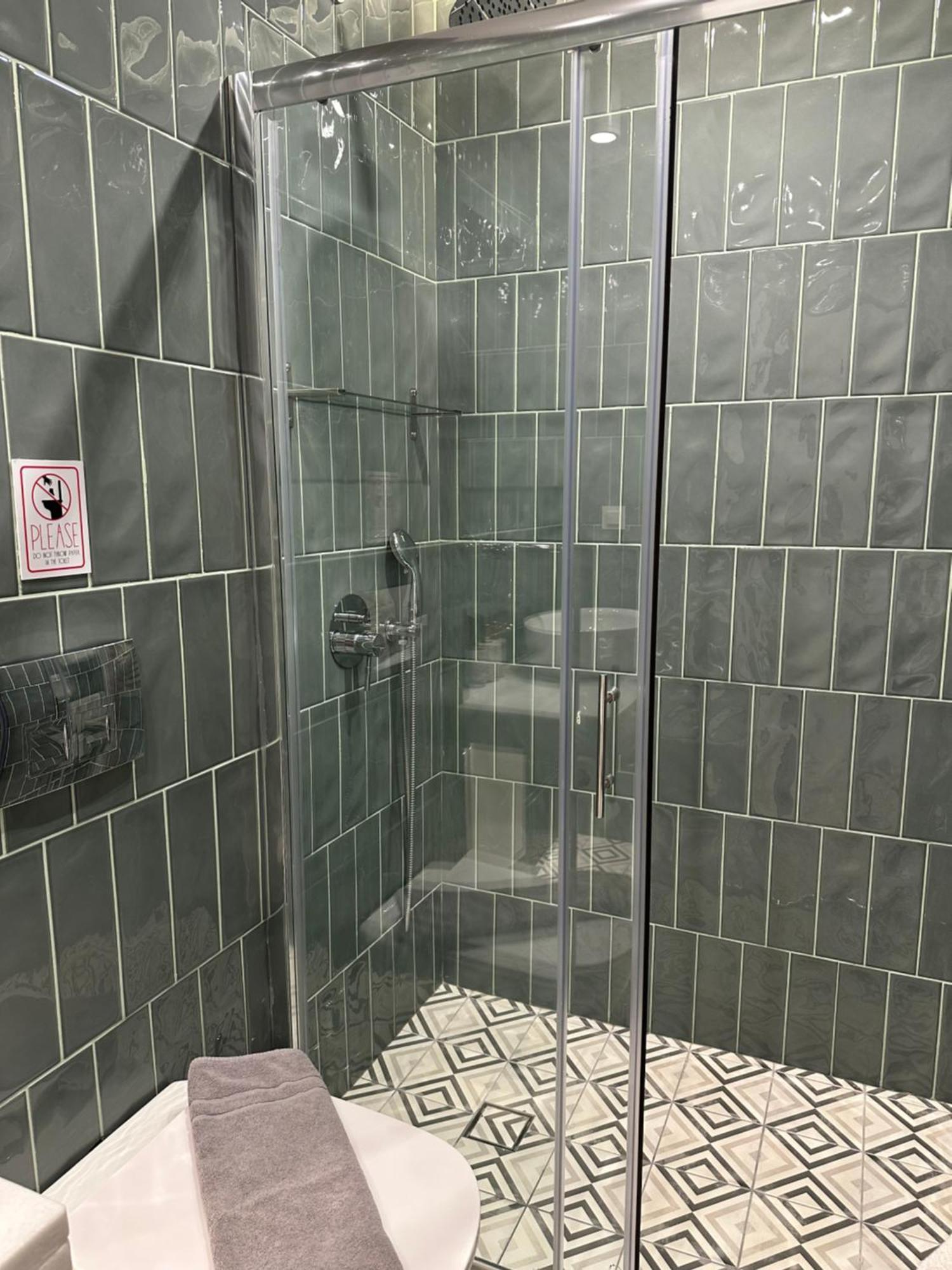 Belle Athenes - Luxury Rooms At Monastiraki Railway Station Екстер'єр фото