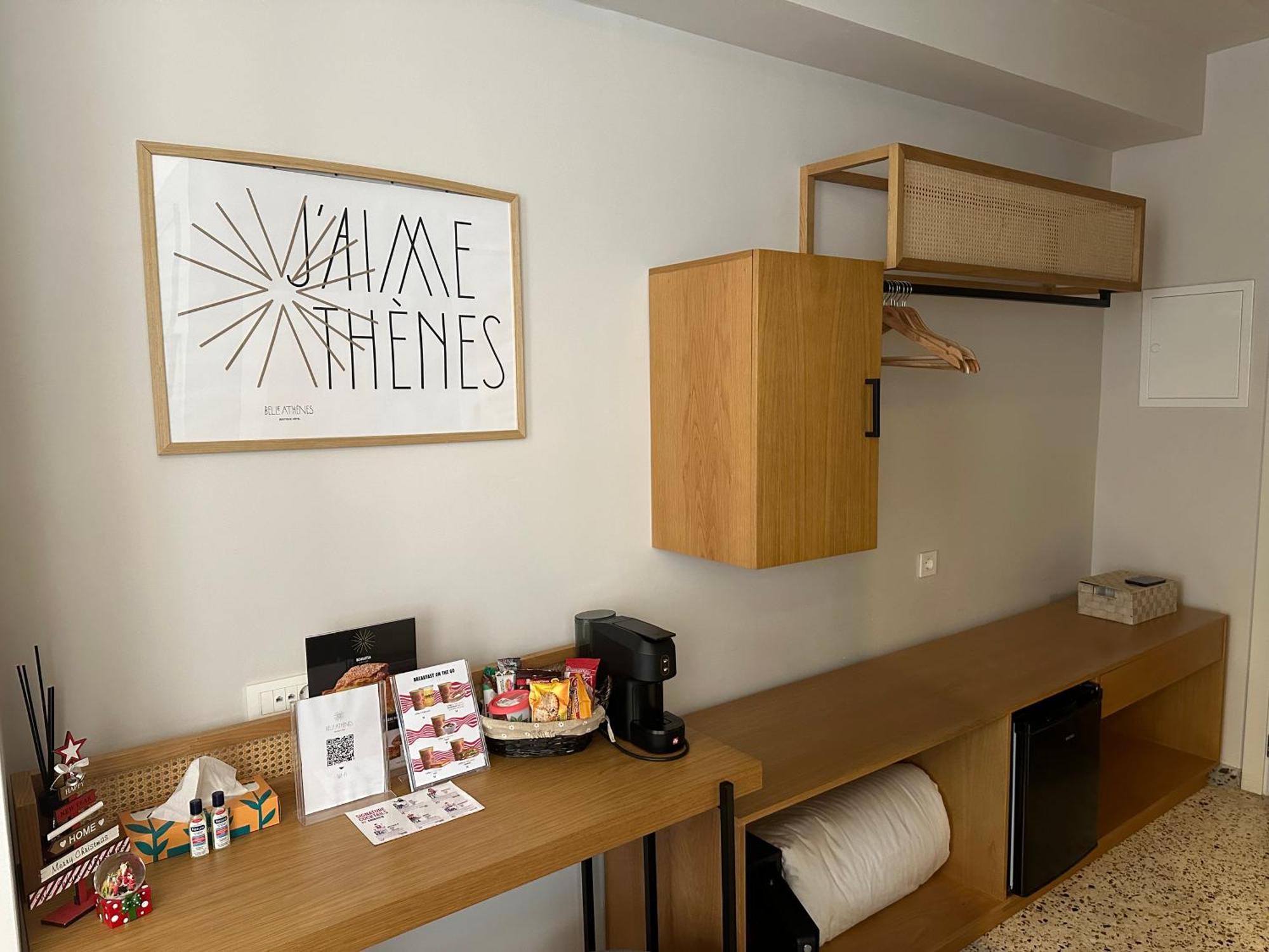 Belle Athenes - Luxury Rooms At Monastiraki Railway Station Екстер'єр фото