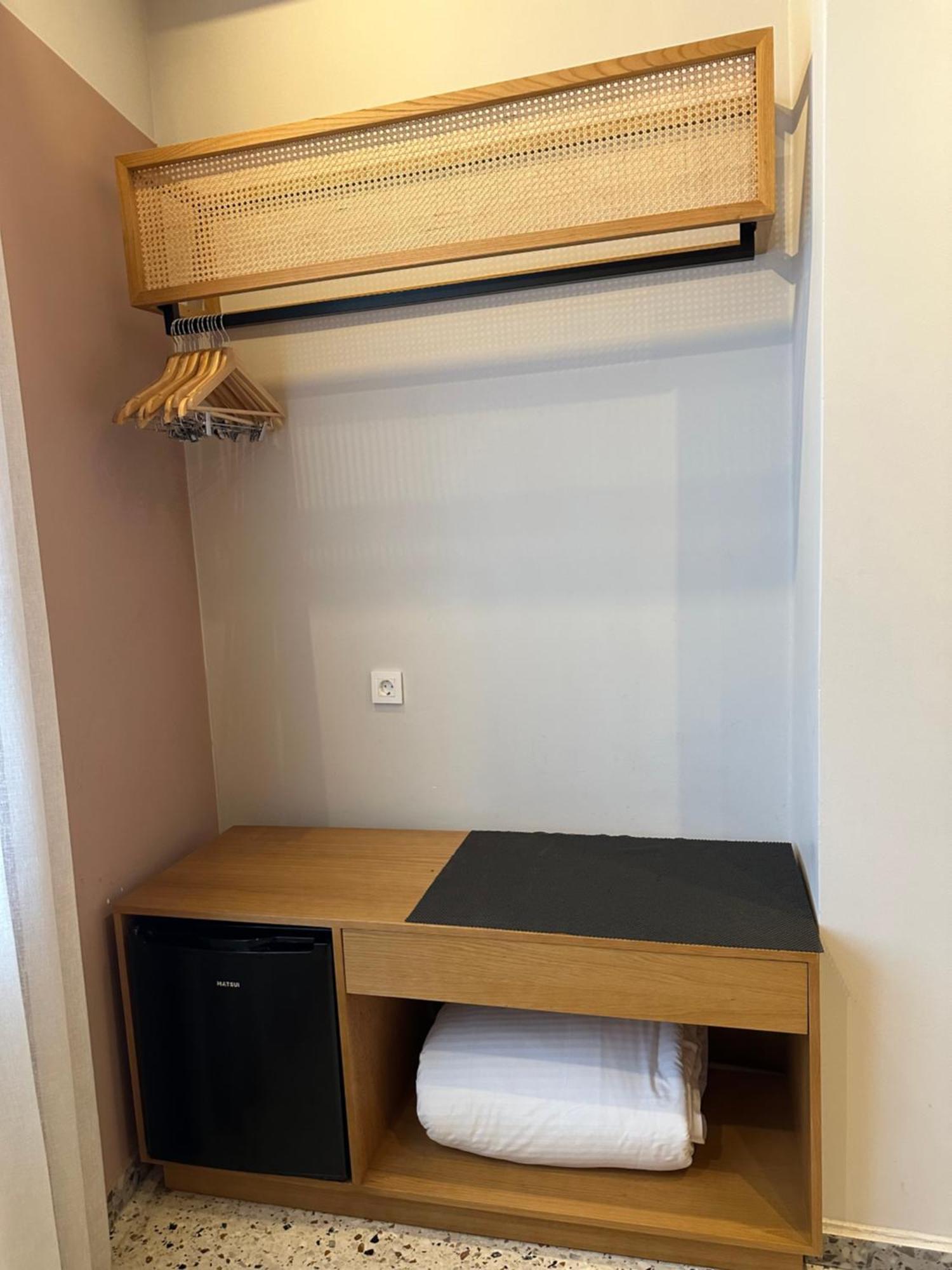 Belle Athenes - Luxury Rooms At Monastiraki Railway Station Екстер'єр фото