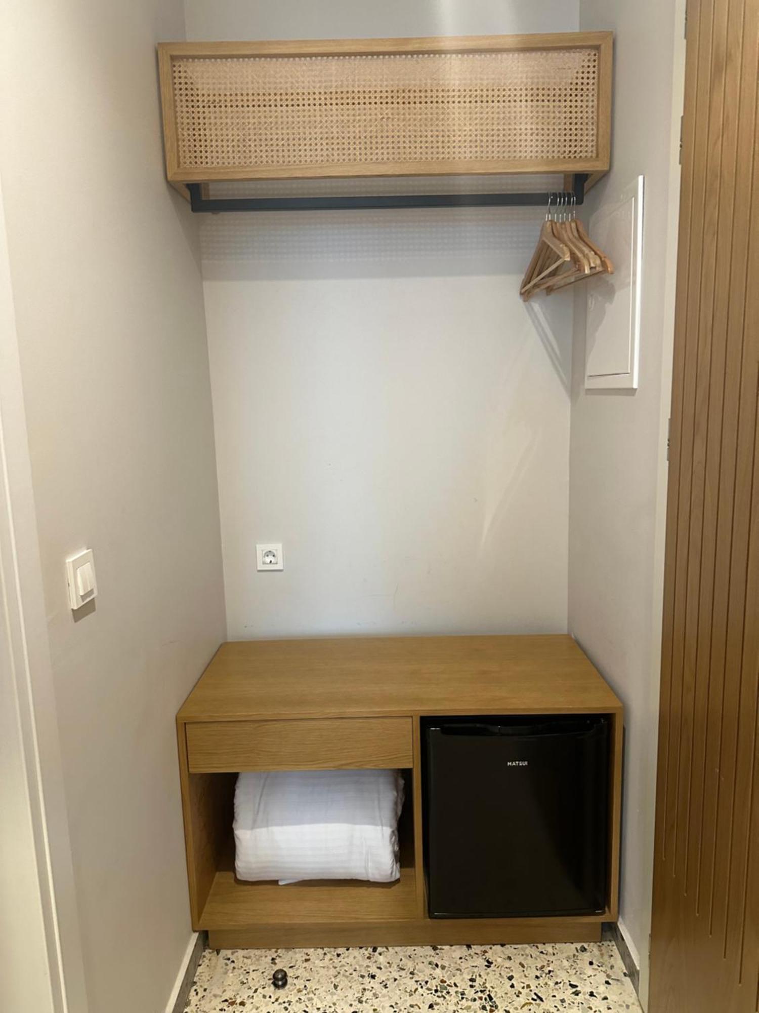 Belle Athenes - Luxury Rooms At Monastiraki Railway Station Екстер'єр фото